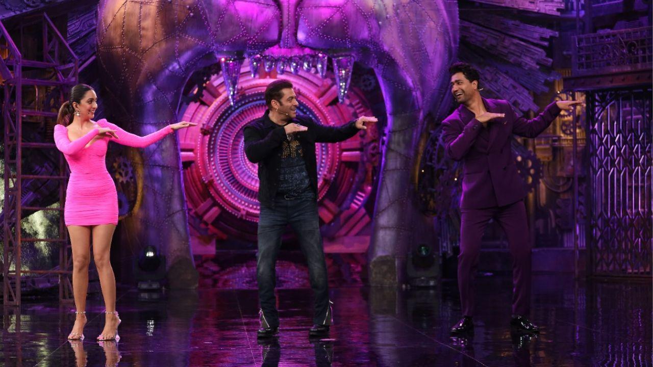 The highlight of the night is when megastar Salman Khan poses a hypothetical challenge to Kiara and Vicky. 